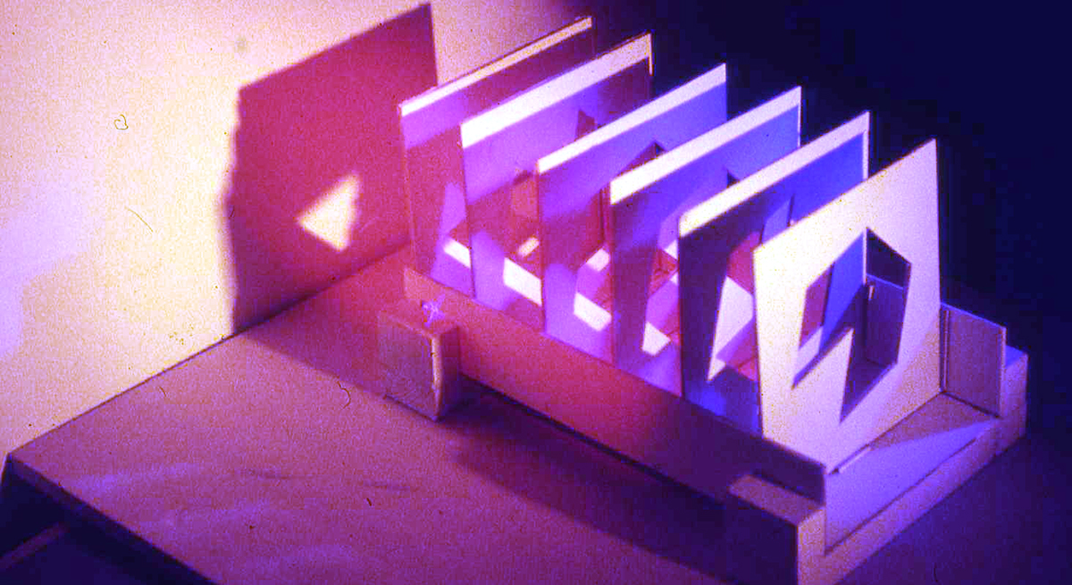 I made this little light modular, using a hexagram with one segment left in to catch light projected into it